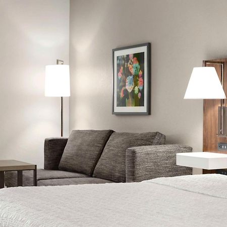 Hampton Inn קוויקרטאון מראה חיצוני תמונה