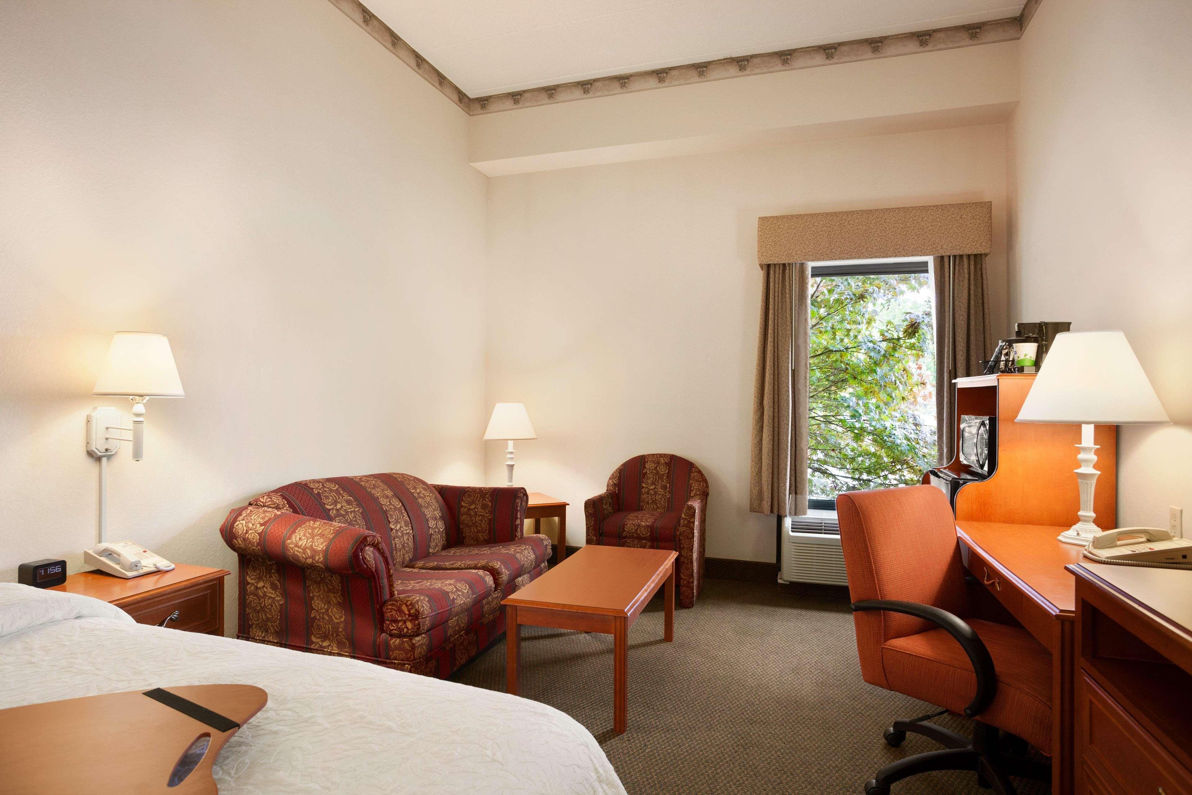 Hampton Inn קוויקרטאון מראה חיצוני תמונה