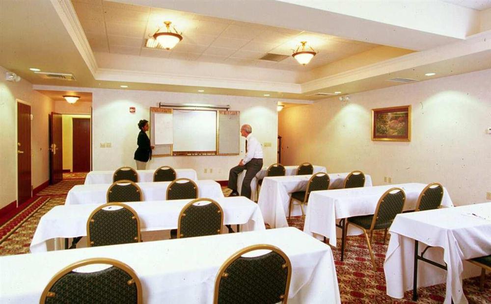 Hampton Inn קוויקרטאון מתקנים תמונה
