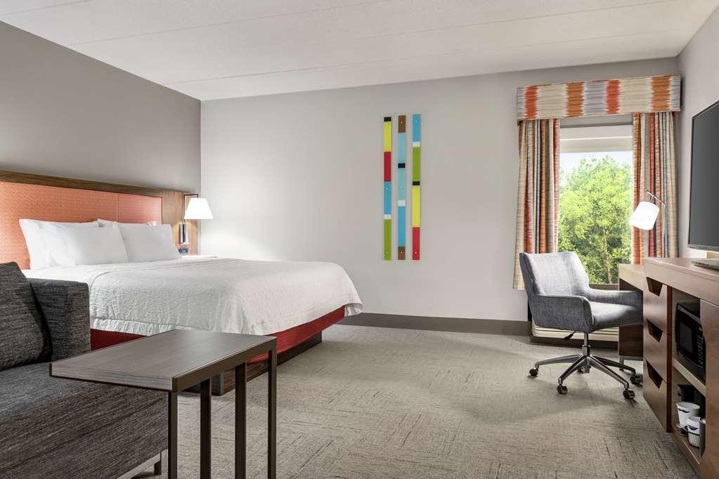 Hampton Inn קוויקרטאון חדר תמונה