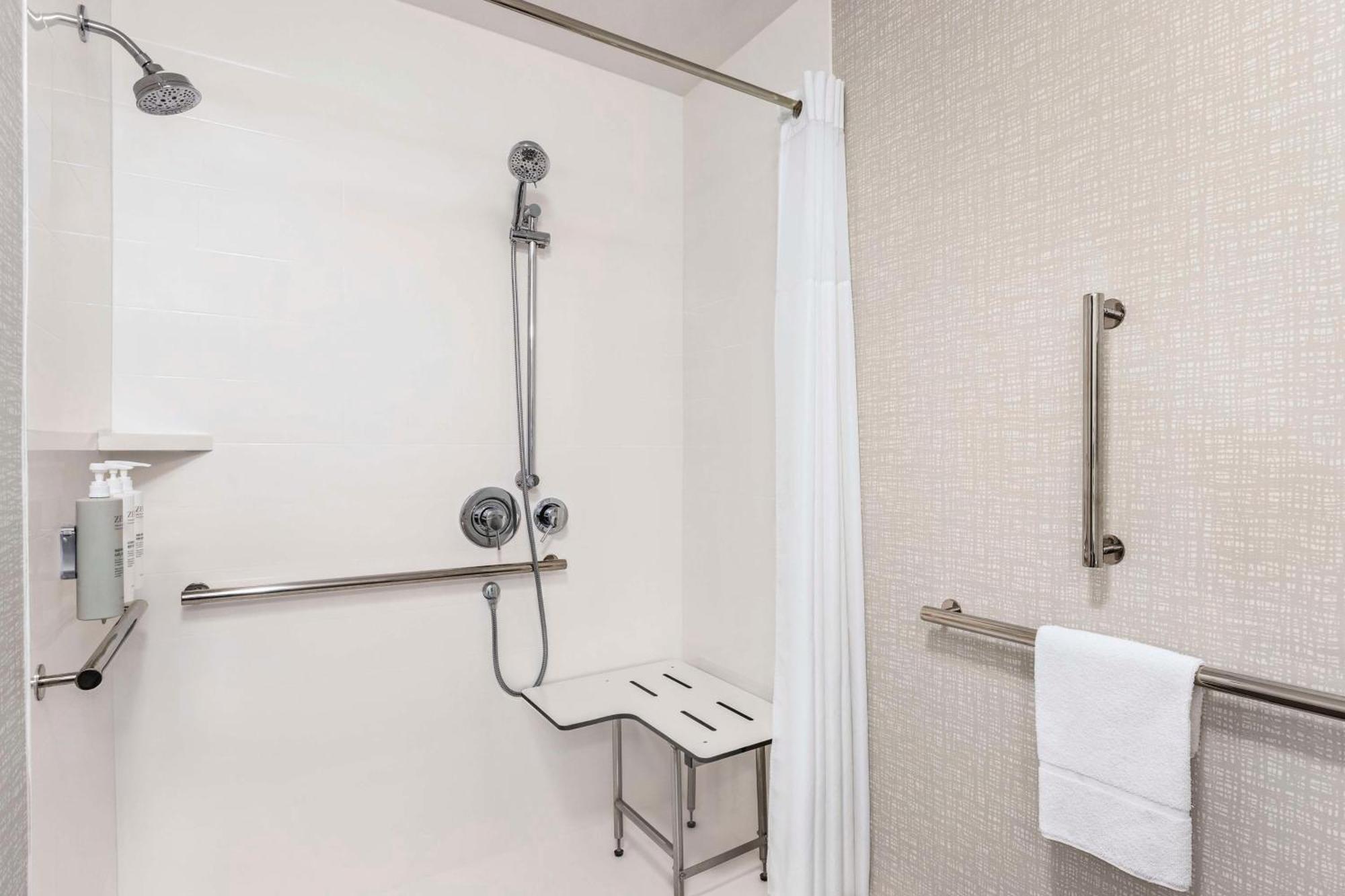 Hampton Inn קוויקרטאון מראה חיצוני תמונה