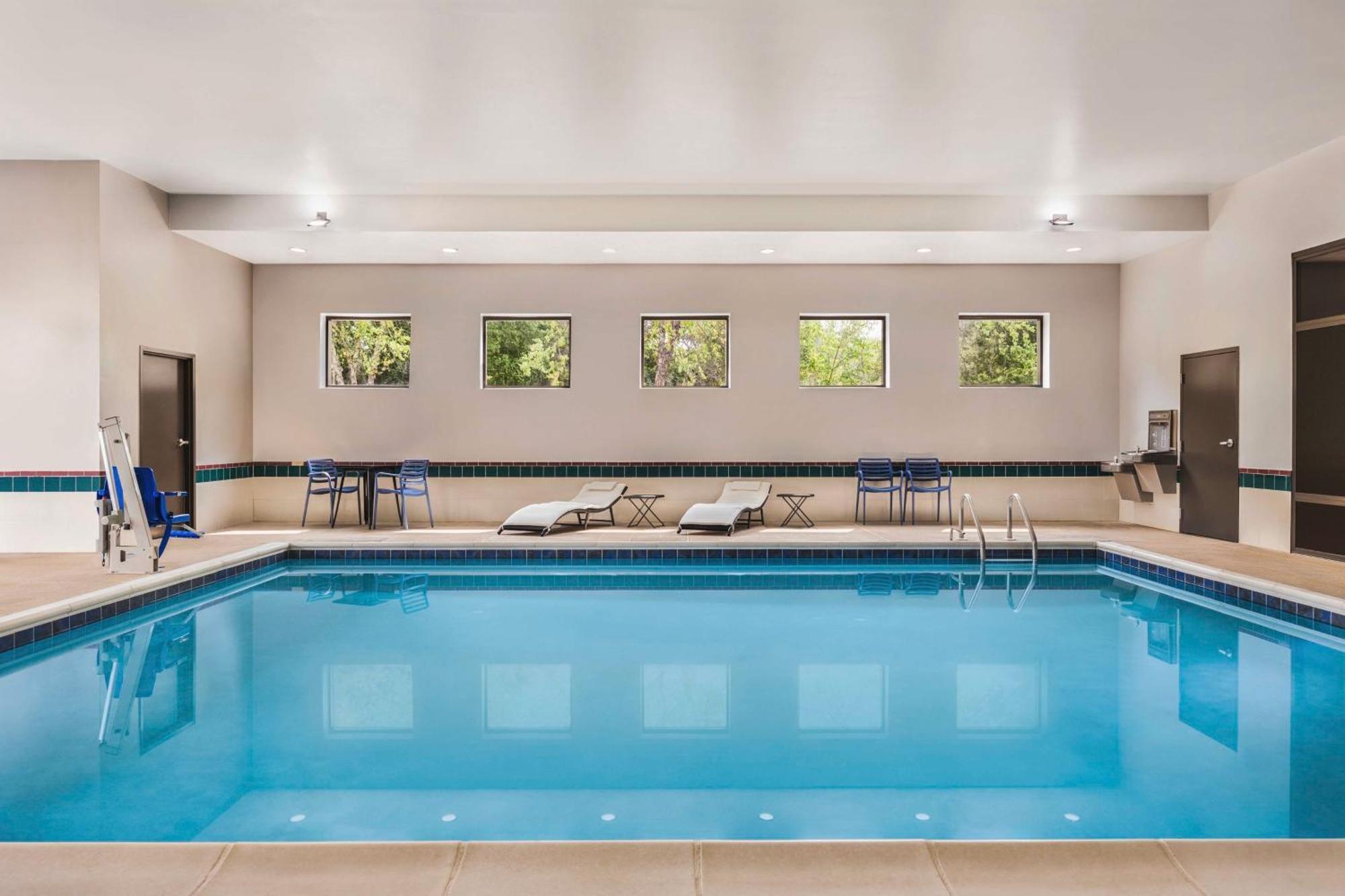 Hampton Inn קוויקרטאון מראה חיצוני תמונה